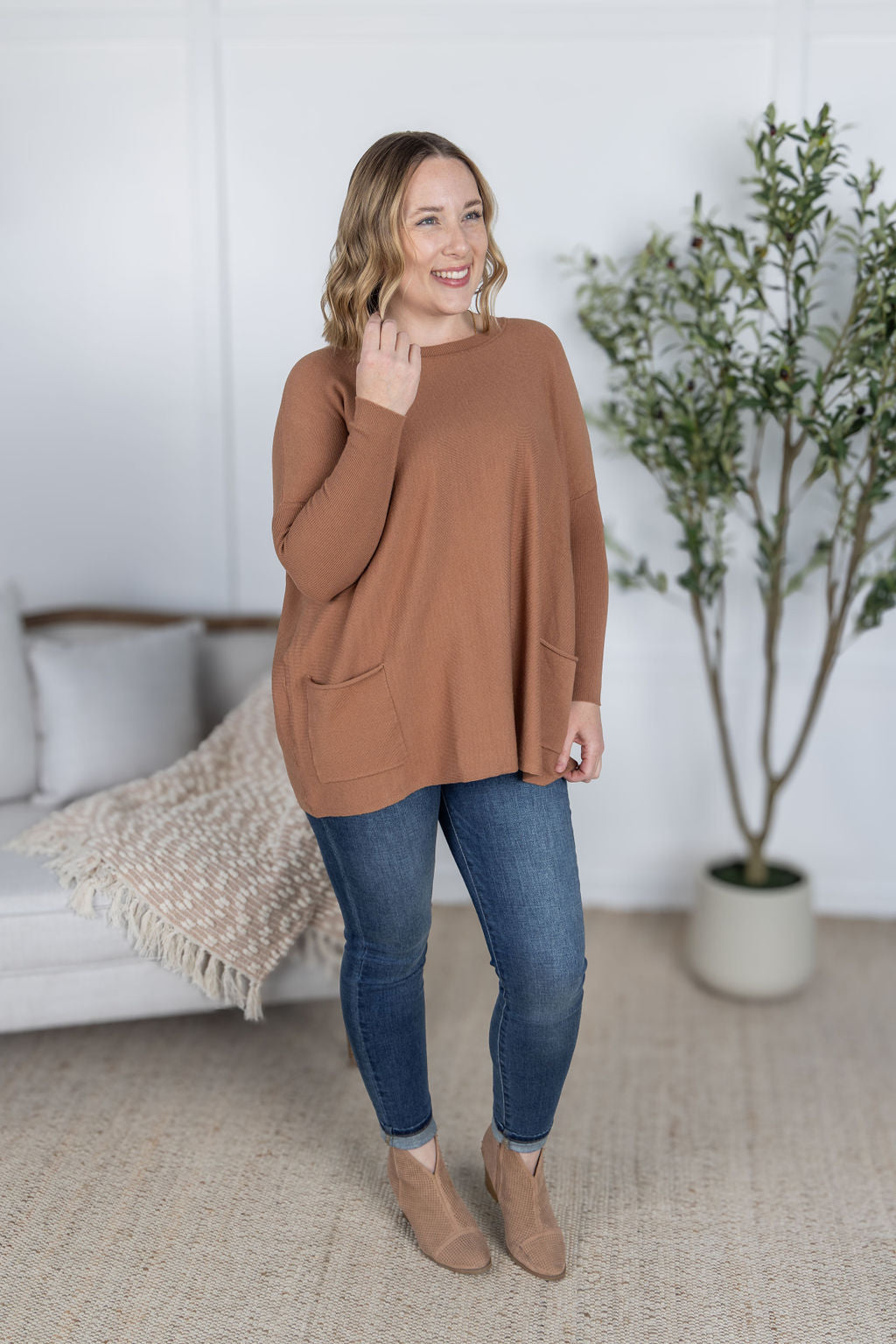 Naomi Pocket Sweater - Latte